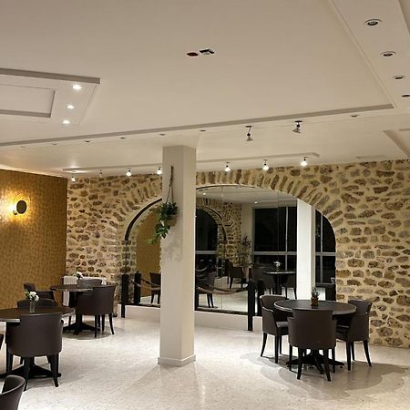 Thoiry Etoile Lodge מראה חיצוני תמונה