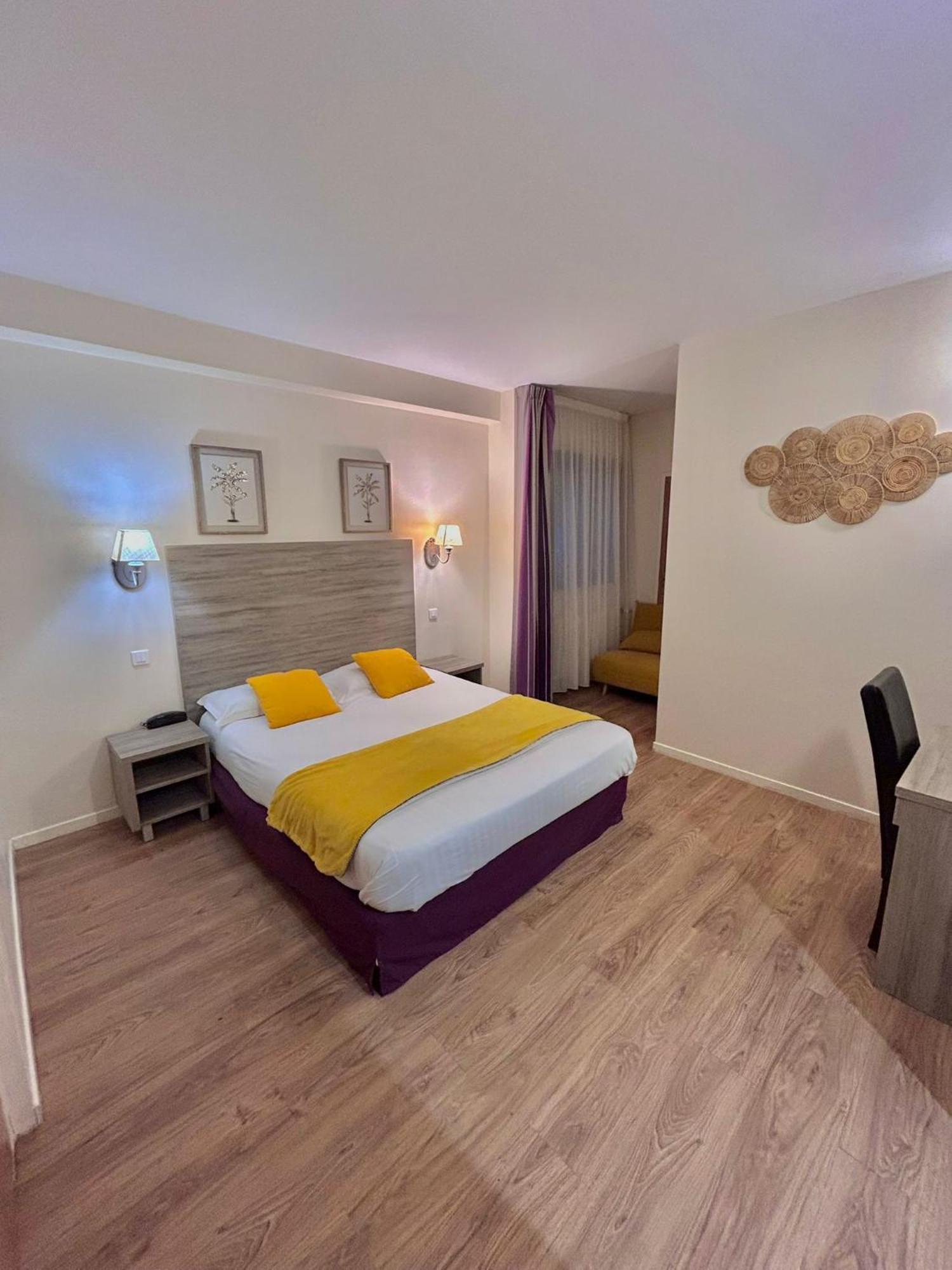 Thoiry Etoile Lodge מראה חיצוני תמונה