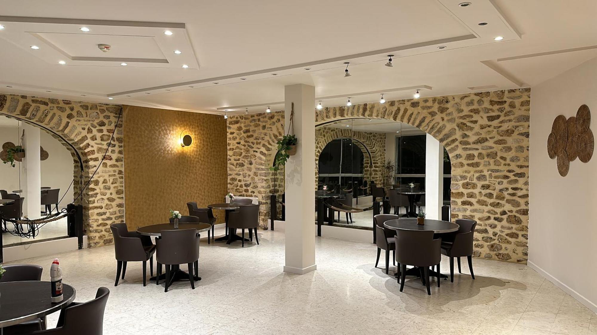 Thoiry Etoile Lodge מראה חיצוני תמונה