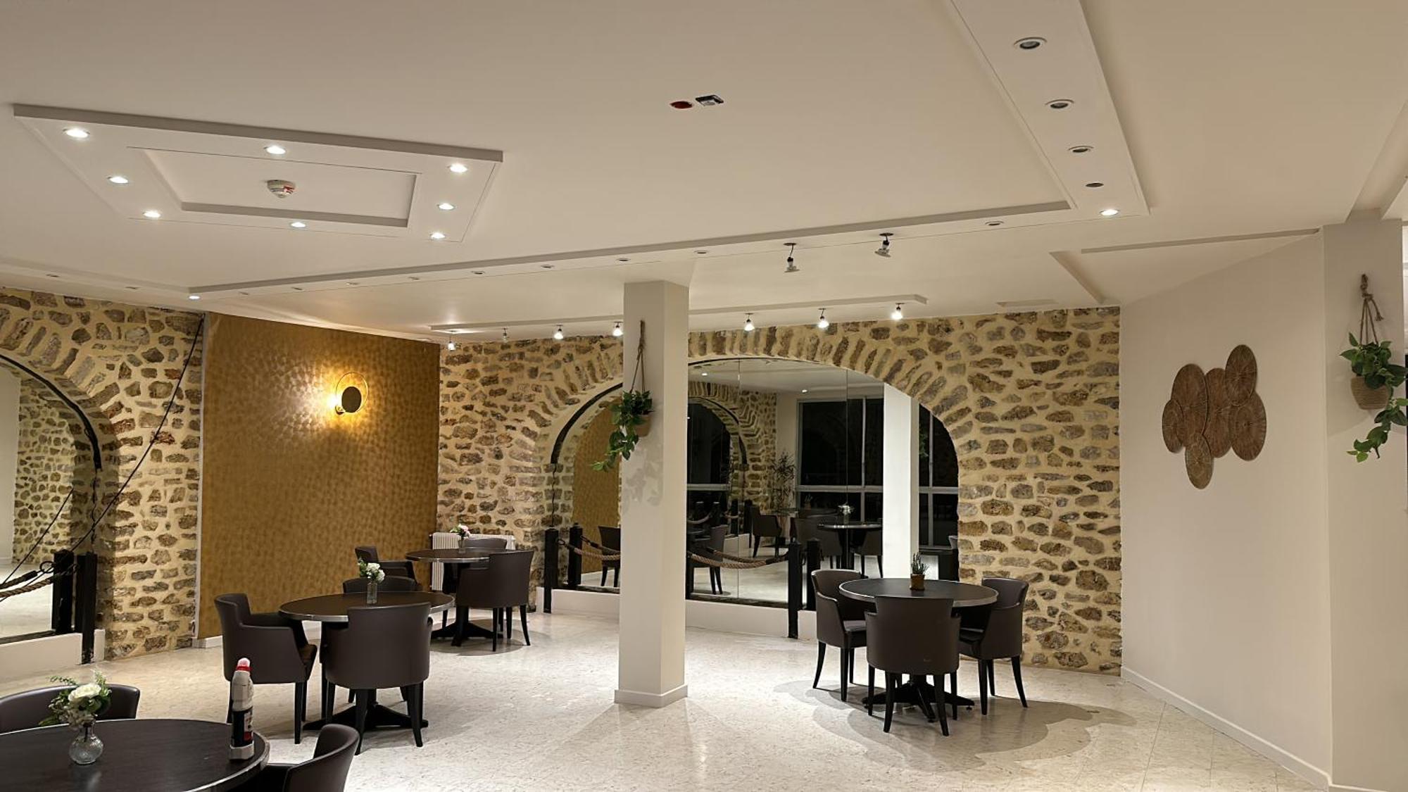 Thoiry Etoile Lodge מראה חיצוני תמונה