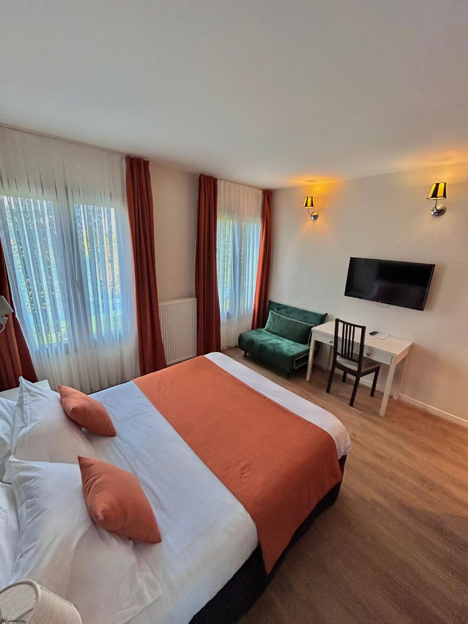 Thoiry Etoile Lodge מראה חיצוני תמונה