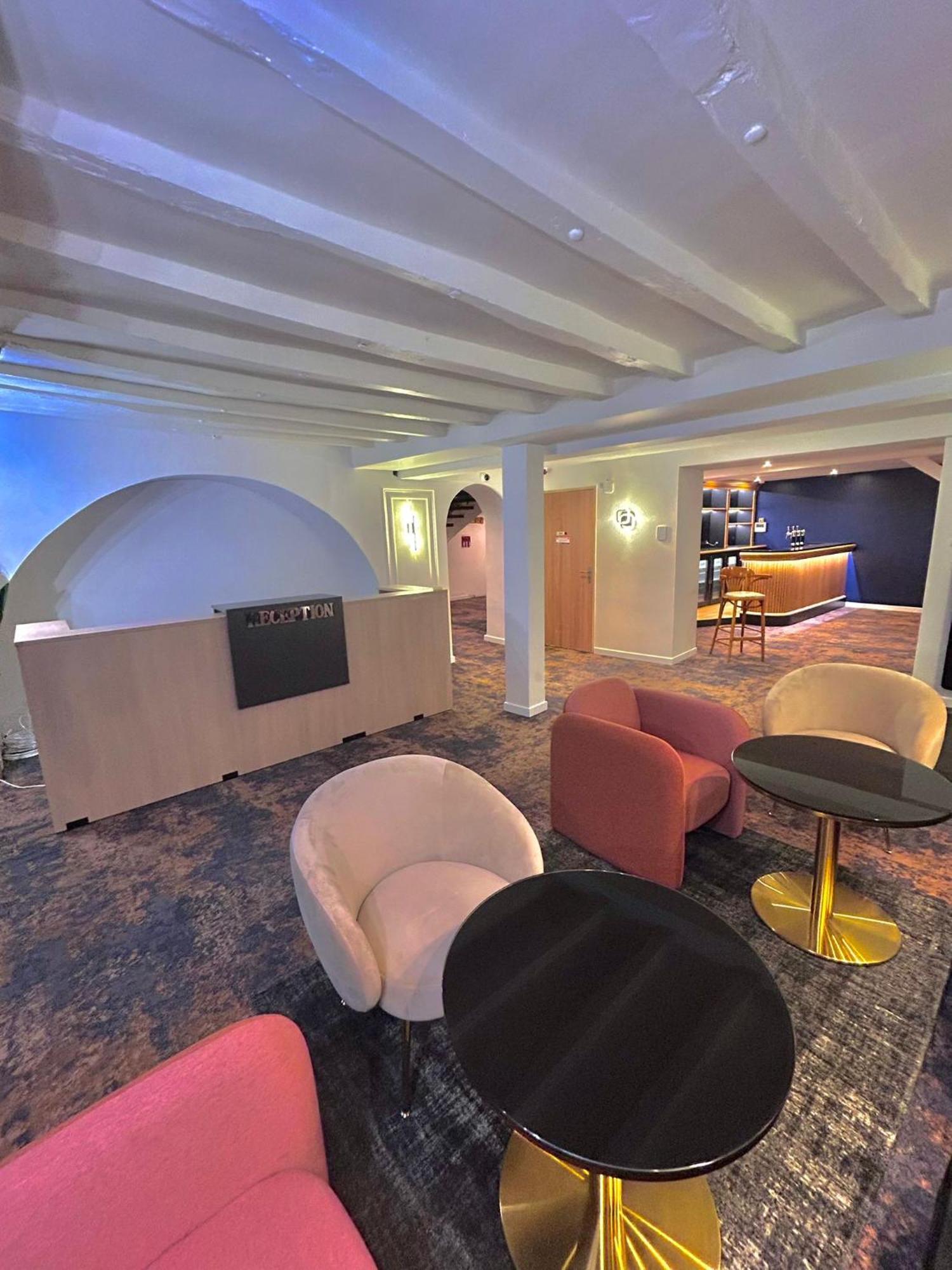 Thoiry Etoile Lodge מראה חיצוני תמונה
